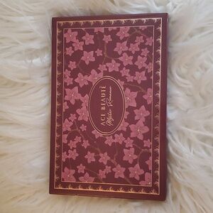 Ace Beauté Mystic Romance palette